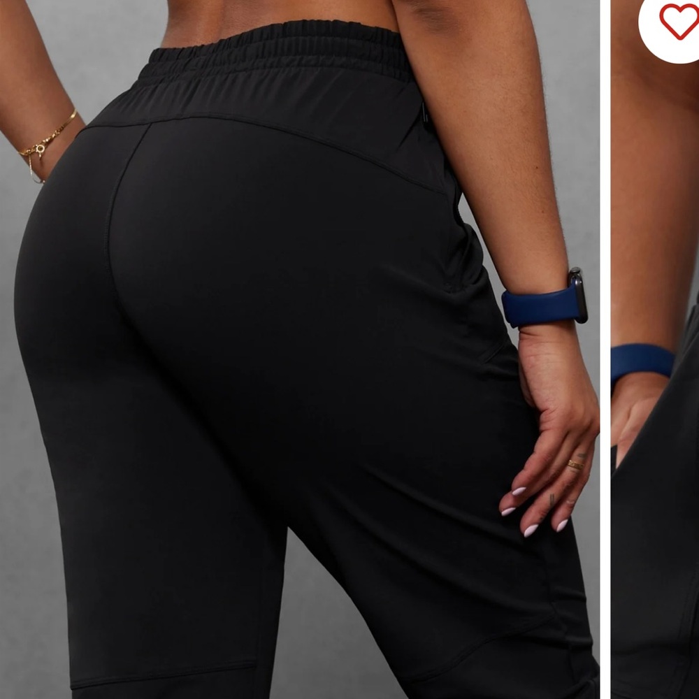 Fabletics - The One Jogger - black - size small